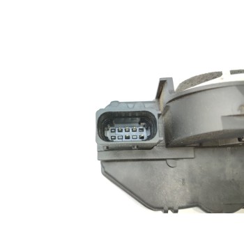 Recambio de cerradura puerta trasera derecha para opel insignia berlina selective referencia OEM IAM 13578025  