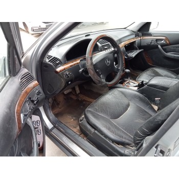 mercedes-benz clase s (w220) berlina del año 2002