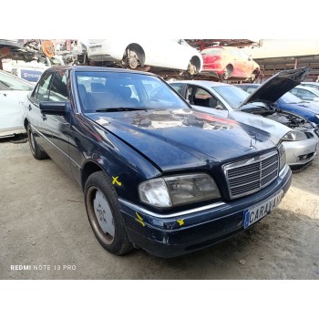 mercedes-benz clase c (w202) berlina del año 2003