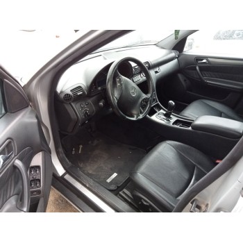 mercedes-benz clase c (w203) berlina del año 2002