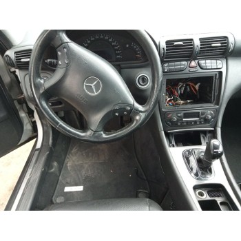 mercedes-benz clase c (w203) berlina del año 2002