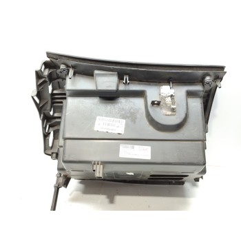 Recambio de guantera para opel insignia berlina selective referencia OEM IAM 22846823  