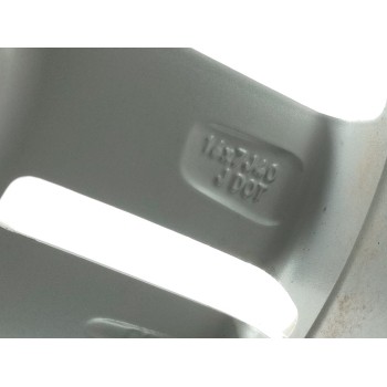 Recambio de llanta para toyota corolla touring sports (e21) hybrid active referencia OEM IAM 4261102R20  