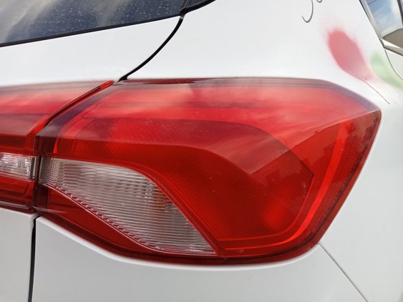 Recambio de piloto trasero derecho para ford focus trend edition referencia OEM IAM   