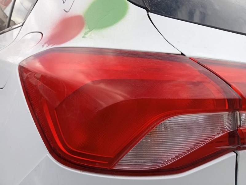 Recambio de piloto trasero izquierdo para ford focus trend edition referencia OEM IAM   