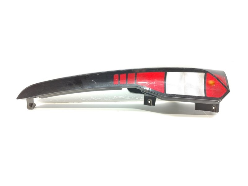 Recambio de piloto trasero derecho para volkswagen caddy furgón/kombi kombi referencia OEM IAM 2K7945096  