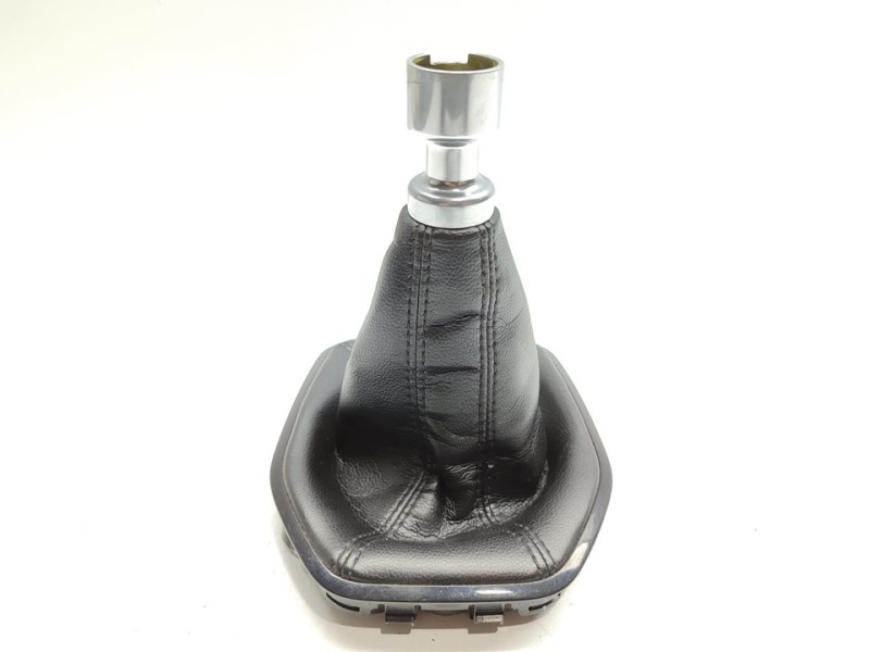 Recambio de guarnecidos palanca cambio para ford fiesta (ce1) active referencia OEM IAM H1BR7P002AD  