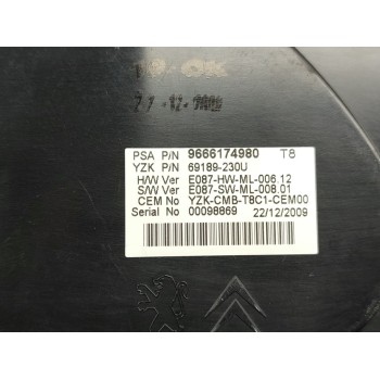 Recambio de cuadro instrumentos para peugeot 3008 confort referencia OEM IAM 9666174980  