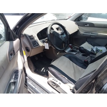 volvo s40 berlina del año 2004