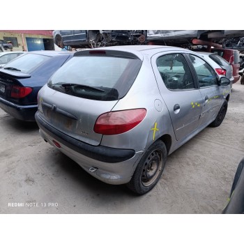 peugeot 206 berlina del año 1999