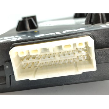 Recambio de modulo electronico para hyundai genesis basis referencia OEM IAM 81793B1000  