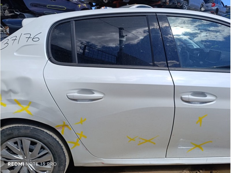 Recambio de puerta trasera derecha para peugeot 208 (p2) allure referencia OEM IAM 9827578080  