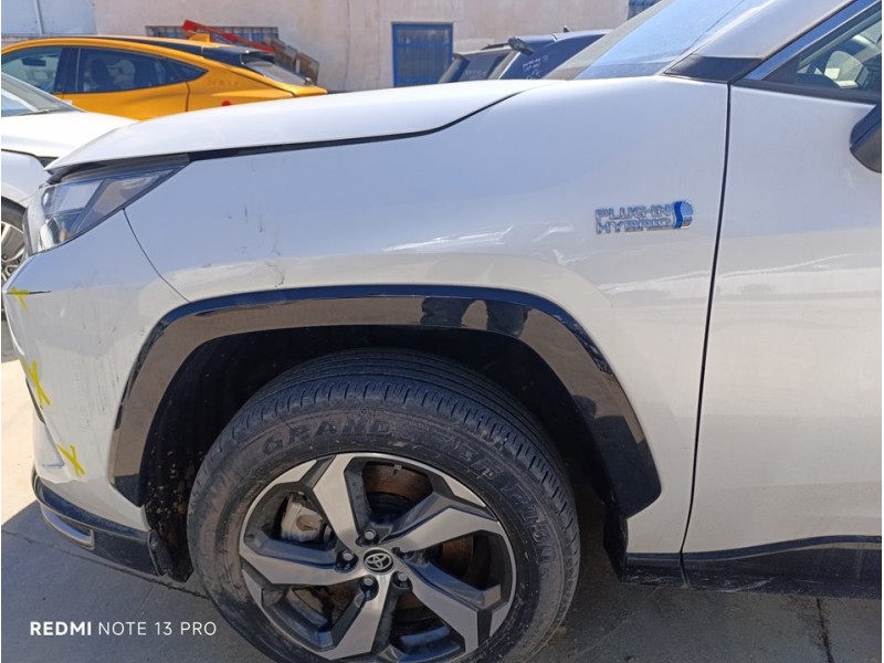 Recambio de aleta delantera izquierda para toyota rav4 plug-in hybrid 4x4 advance referencia OEM IAM 5381242360  