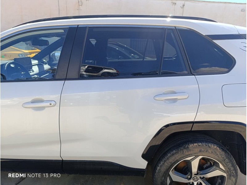 Recambio de puerta trasera izquierda para toyota rav4 plug-in hybrid 4x4 advance referencia OEM IAM 6700442191  