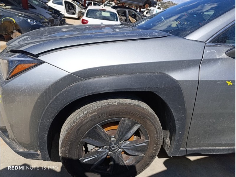 Recambio de aleta delantera izquierda para lexus ux (za10) 250h referencia OEM IAM 5380276030  