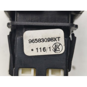 Recambio de interruptor para citroën berlingo cuadro sx referencia OEM IAM 96583098XT  