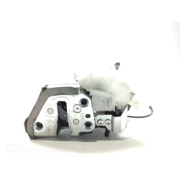 Recambio de cerradura puerta trasera derecha para toyota c-hr hybrid active referencia OEM IAM 69050F4010  