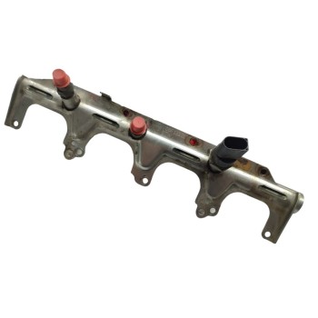 RAMPA INYECTORA 06F133317G 