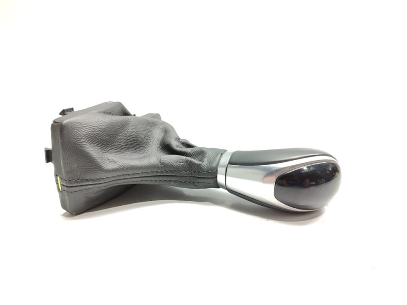 Recambio de pomo palanca cambio para hyundai genesis basis referencia OEM IAM 46720B1000  