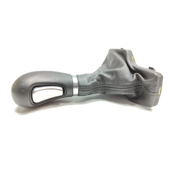 Recambio de pomo palanca cambio para hyundai genesis basis referencia OEM IAM 46720B1000  