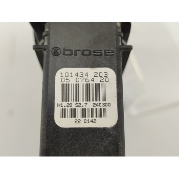 Recambio de motor elevalunas delantero derecho para seat leon (1m1) signo referencia OEM IAM 05076420  