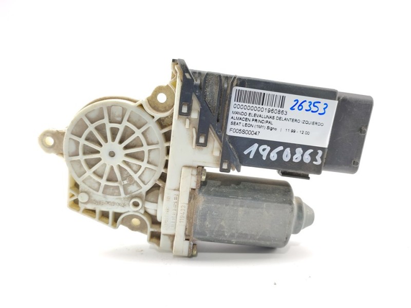 Recambio de mando elevalunas delantero izquierdo para seat leon (1m1) signo referencia OEM IAM F005S00047  