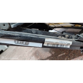 Recambio de juego asientos completo para mercedes-benz clase cla (w117) cla 200 cdi (117.308) referencia OEM IAM   