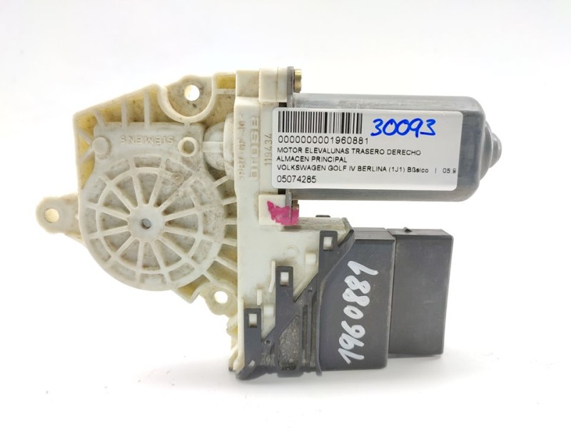 Recambio de motor elevalunas trasero derecho para volkswagen golf iv berlina (1j1) básico referencia OEM IAM 05074285  