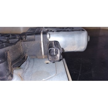 Recambio de elevalunas delantero derecho para dacia duster ambiance 4x2 referencia OEM IAM 128001471B  