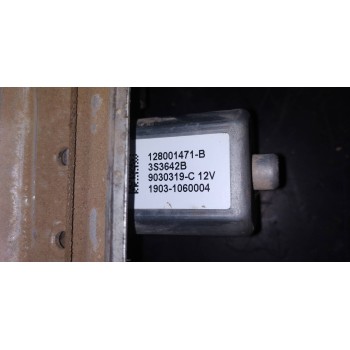 Recambio de elevalunas delantero derecho para dacia duster ambiance 4x2 referencia OEM IAM 128001471B  