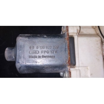 Recambio de elevalunas delantero derecho para bmw serie 1 berlina (e81/e87) 120i referencia OEM IAM 6927028  