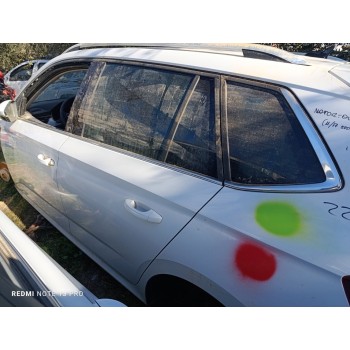 PUERTA TRASERA IZQUIERDA 657833051A 