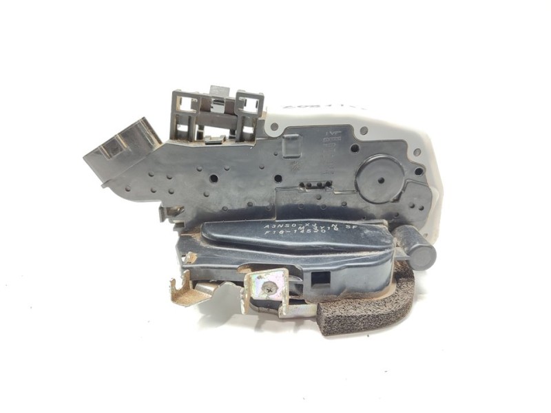 Recambio de cerradura puerta trasera izquierda para nissan x-trail (t32) acenta referencia OEM IAM F1814520  