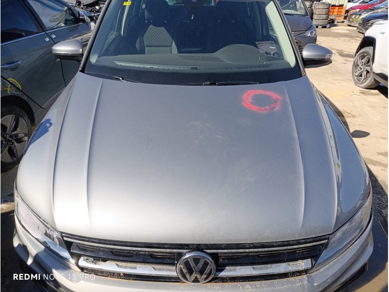 Recambio de capo para volkswagen tiguan advance bmt referencia OEM IAM 5NA823031H  