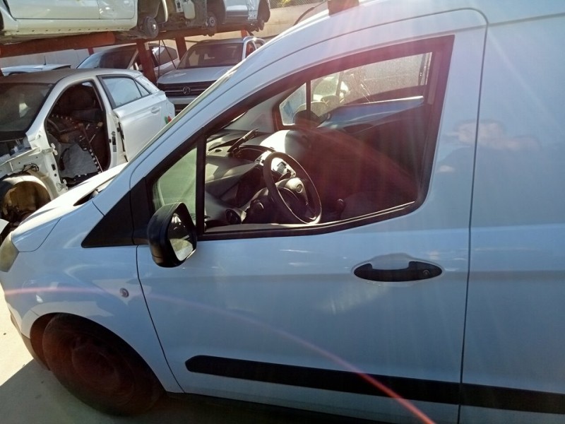 Recambio de puerta delantera izquierda para ford transit courier trend referencia OEM IAM PET76A20125DP  