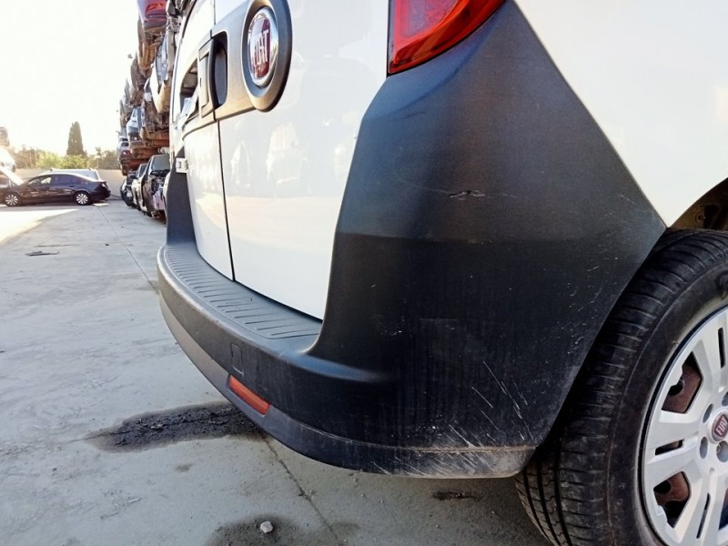 Recambio de paragolpes trasero para fiat doblo ii (152) pop referencia OEM IAM 735497863  