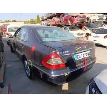 mercedes-benz clase e (w211) berlina del año 2006