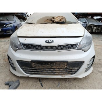 Recambio de paragolpes delantero para kia rio drive referencia OEM IAM 865111W700  