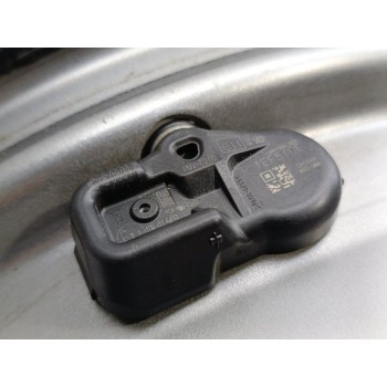 Recambio de llanta para toyota verso advance referencia OEM IAM 426110F180  