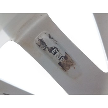 Recambio de llanta para toyota verso advance referencia OEM IAM 426110F180  