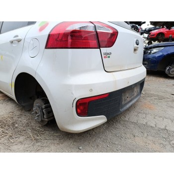 Recambio de paragolpes trasero para kia rio drive referencia OEM IAM 866101W710  