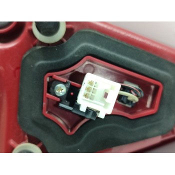 Recambio de piloto trasero derecho interior para kia stonic (ybcuv) drive referencia OEM IAM 92404H8500  