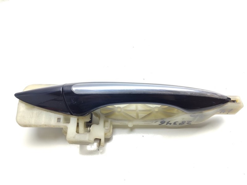 Recambio de maneta exterior delantera derecha para hyundai i40 comfort referencia OEM IAM 826513Z200W8U  