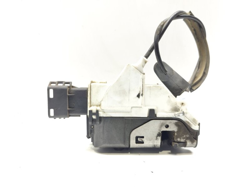 Recambio de cerradura puerta delantera derecha para citroën berlingo cuadro sx referencia OEM IAM 828405  