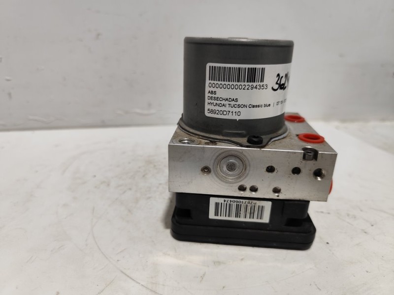 Recambio de abs para hyundai tucson classic blue referencia OEM IAM 58920D7110  