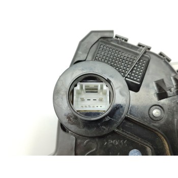 Recambio de cerradura puerta delantera izquierda para lexus ct 200h referencia OEM IAM 6904042241  