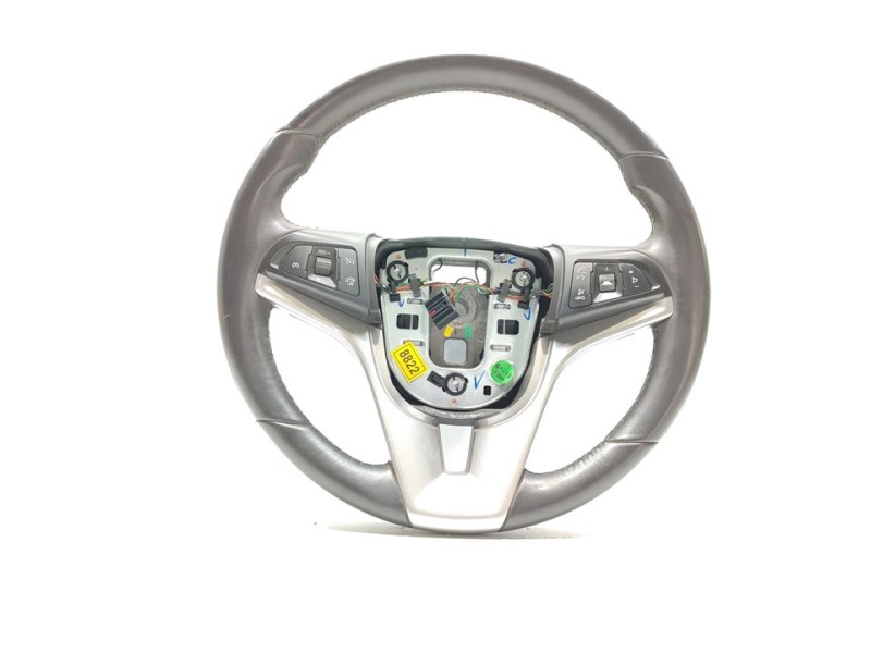 Recambio de volante para chevrolet trax lt referencia OEM IAM 95128822  