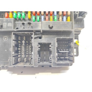 Recambio de caja reles / fusibles para ford mondeo lim. titanium referencia OEM IAM HU5T15604CFE  