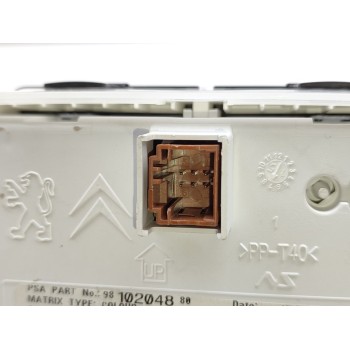 Recambio de cuadro instrumentos para peugeot 2008 (--.2013) allure referencia OEM IAM 9813865480  