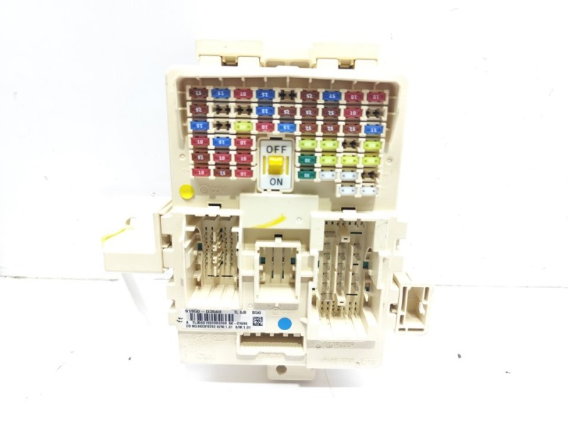 Recambio de caja reles / fusibles para hyundai tucson classic blue referencia OEM IAM 91950D3560  